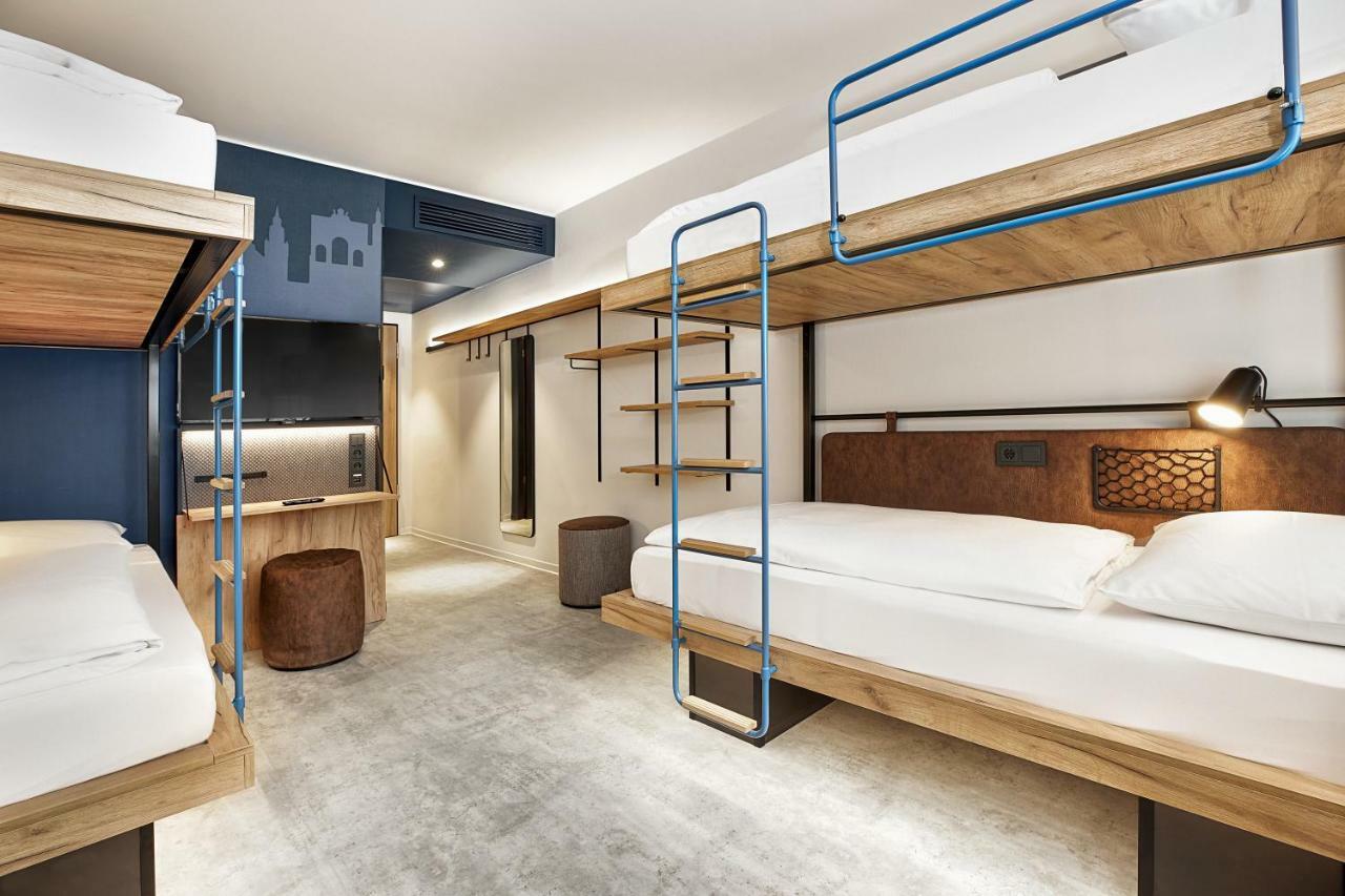Hotel H2 Olympiapark 3*